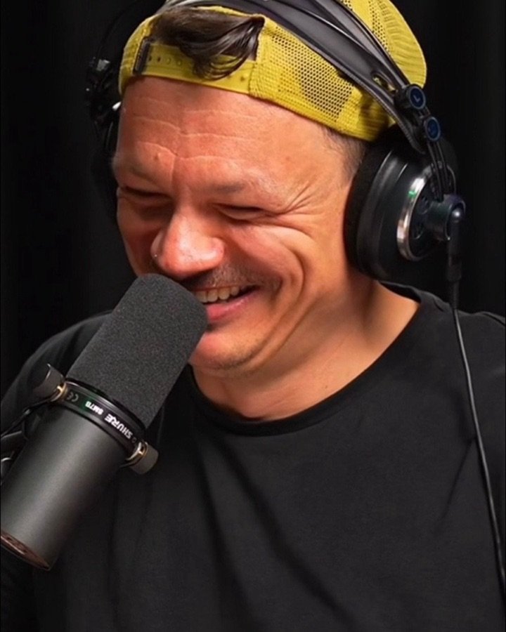 Willy Geiger am Mikrofon
